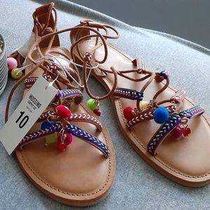 Mossimo lace up gladiator sandals